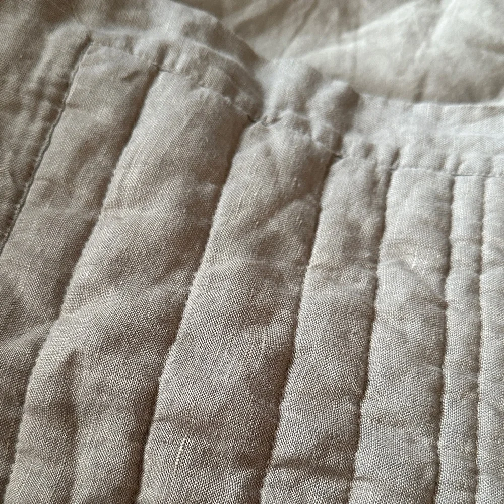 West Elm Euro Sham 20x26 – Quilted Cotton Neutral Beige NEW